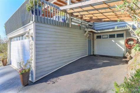 2424 152nd Street Burien WA 98166