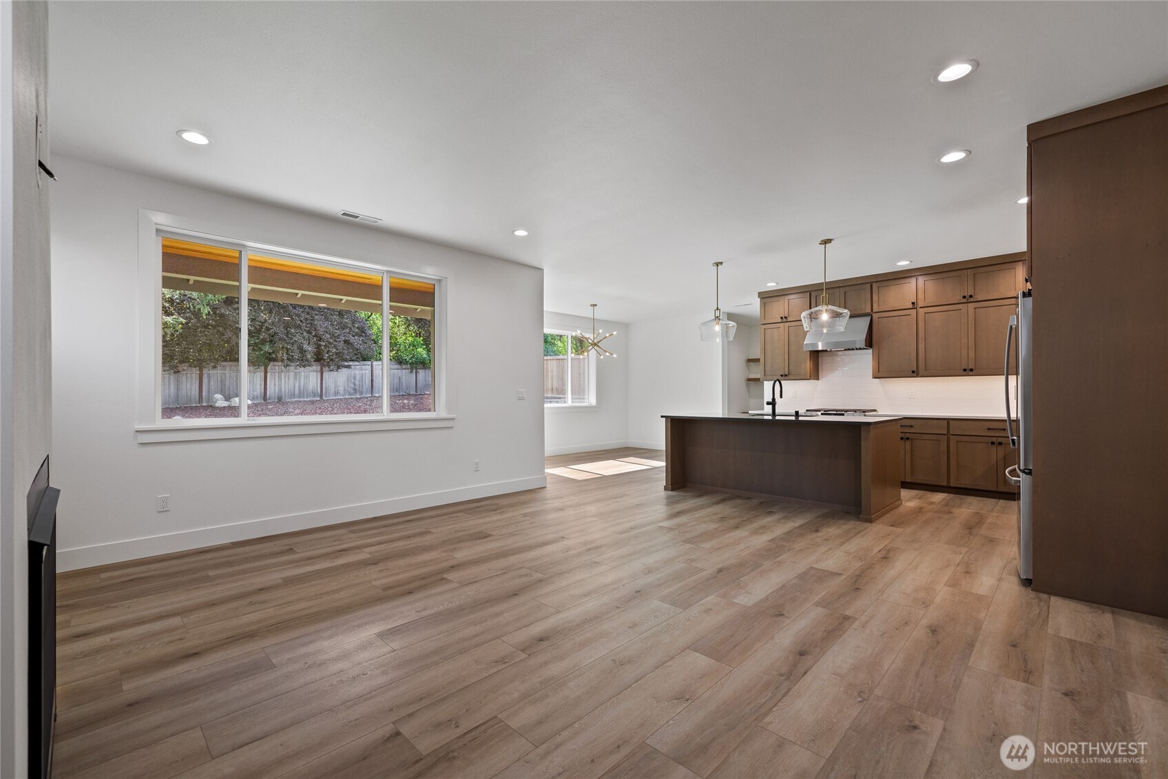 2746 Sunset Court Steilacoom WA 98388