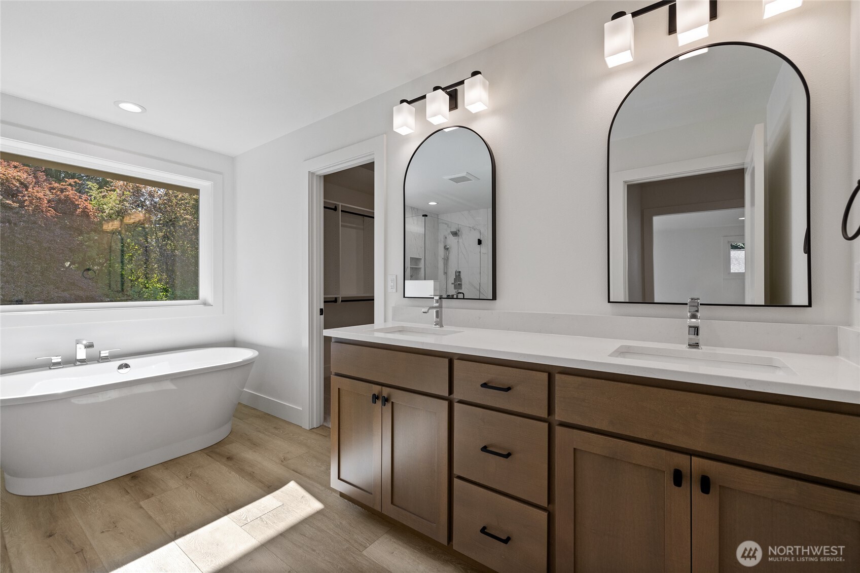 2746 Sunset Court Steilacoom WA 98388