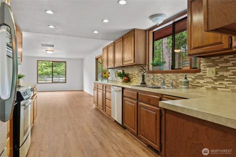 191 SE Noble Glen Drive Shelton WA 98584