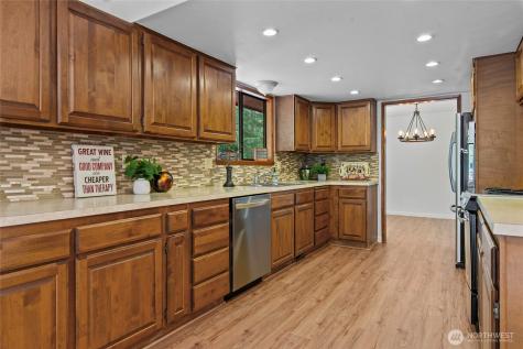191 SE Noble Glen Drive Shelton WA 98584