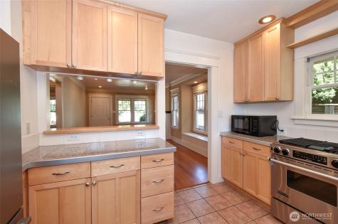 3008 N 22nd Street Tacoma WA 98406
