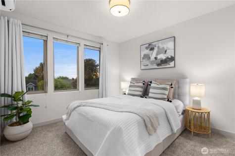 12002 Greenwood Avenue N Seattle WA 98133