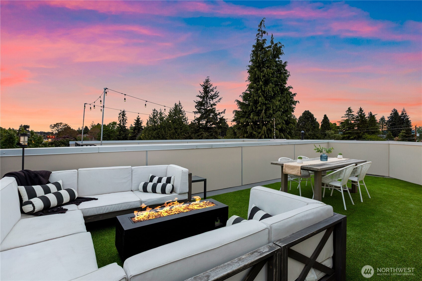 12002 Greenwood Avenue N Seattle WA 98133
