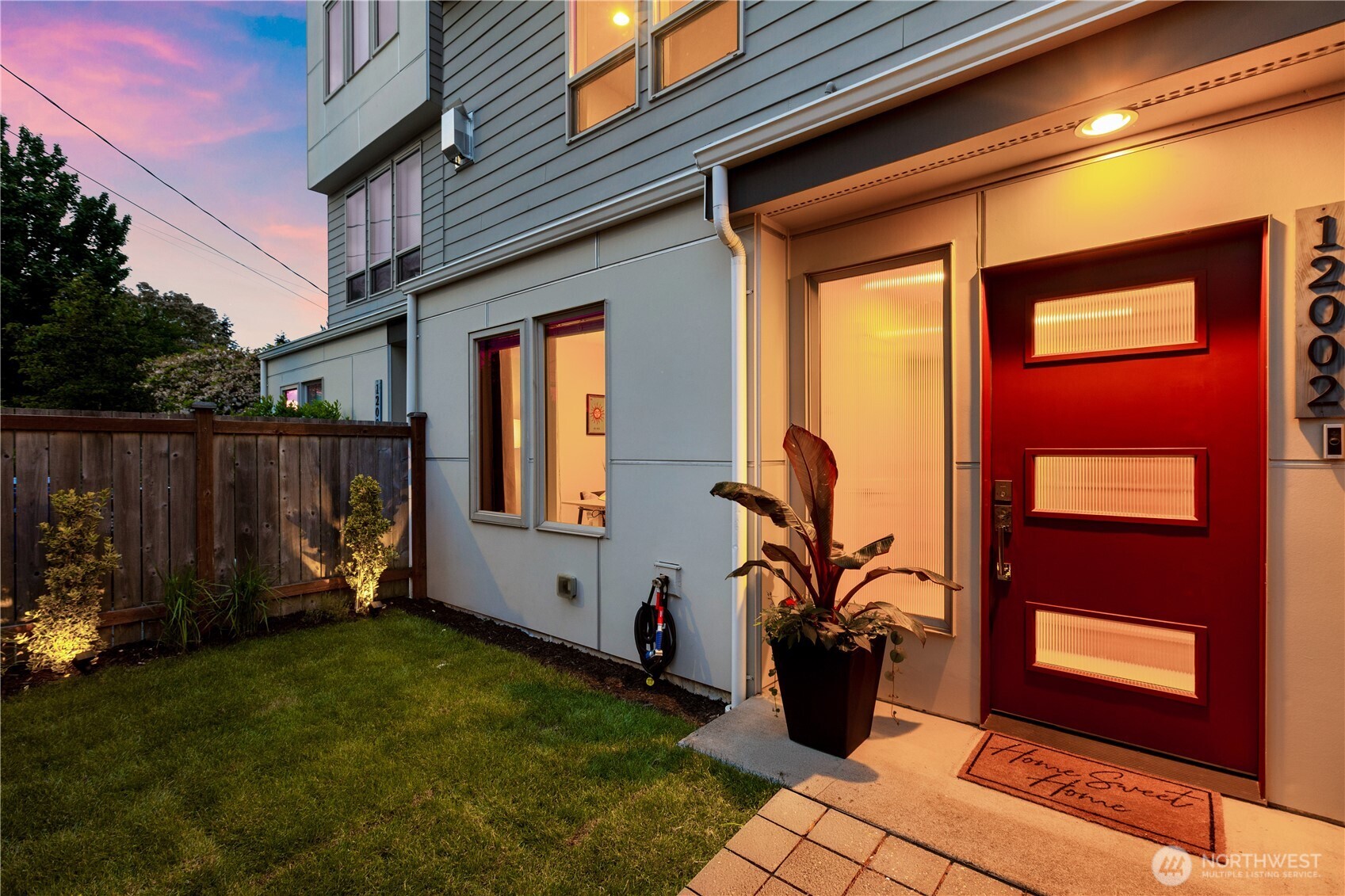 12002 Greenwood Avenue N Seattle WA 98133