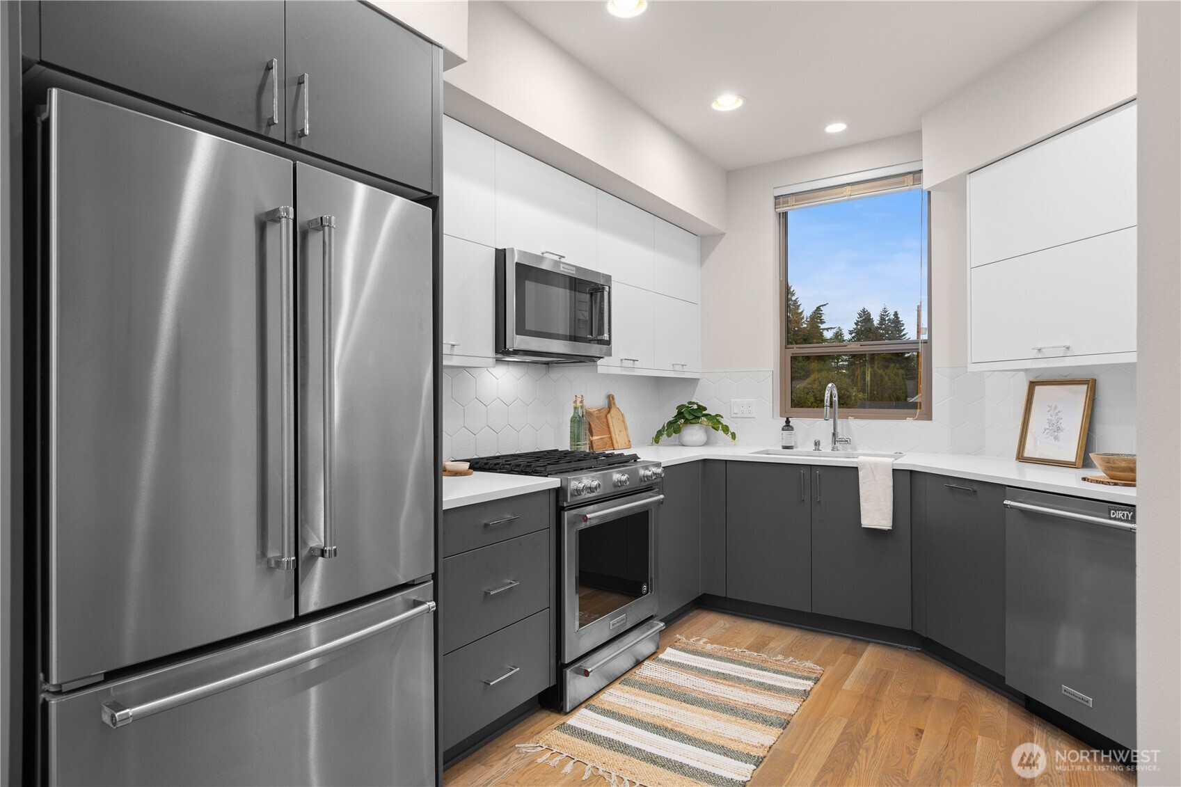 12002 Greenwood Avenue N Seattle WA 98133