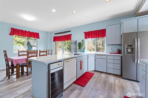 13103 284th Avenue E Buckley WA 98321