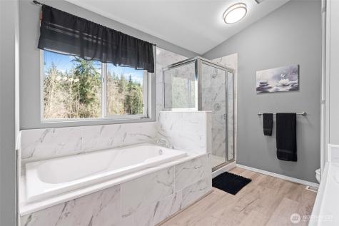 13103 284th Avenue E Buckley WA 98321