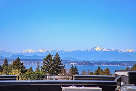 6318 41ST Seattle WA 98136