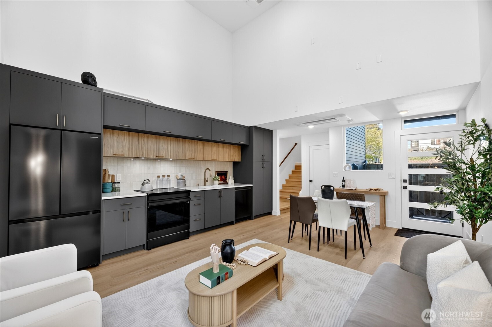 6318 41st Avenue SW Seattle WA 98136