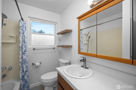 11815 SE 206th Street Kent WA 98031
