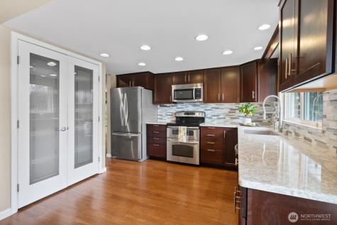 15106 Starr Place SE Olalla WA 98359