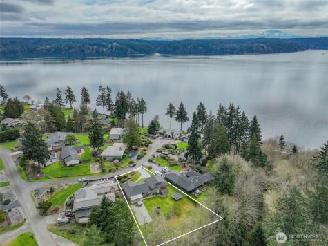 15106 Starr Place SE Olalla WA 98359