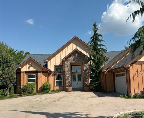 3135 Road B.3 NE Moses Lake WA 98837