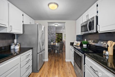 7639 SE 29th Street Mercer Island WA 98040