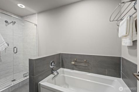 7639 SE 29th Street Mercer Island WA 98040