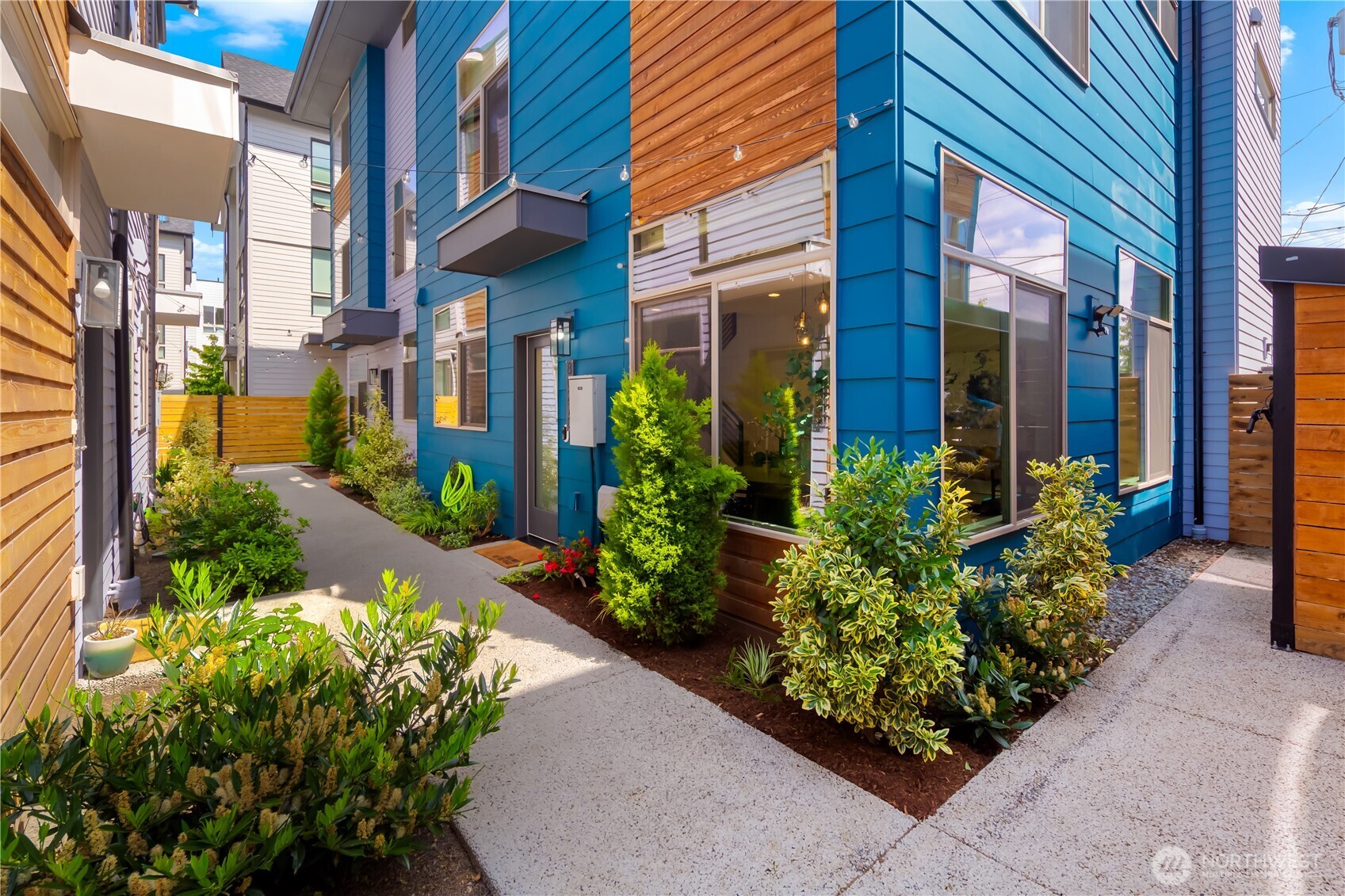 8027 Mary Avenue NW Seattle WA 98117
