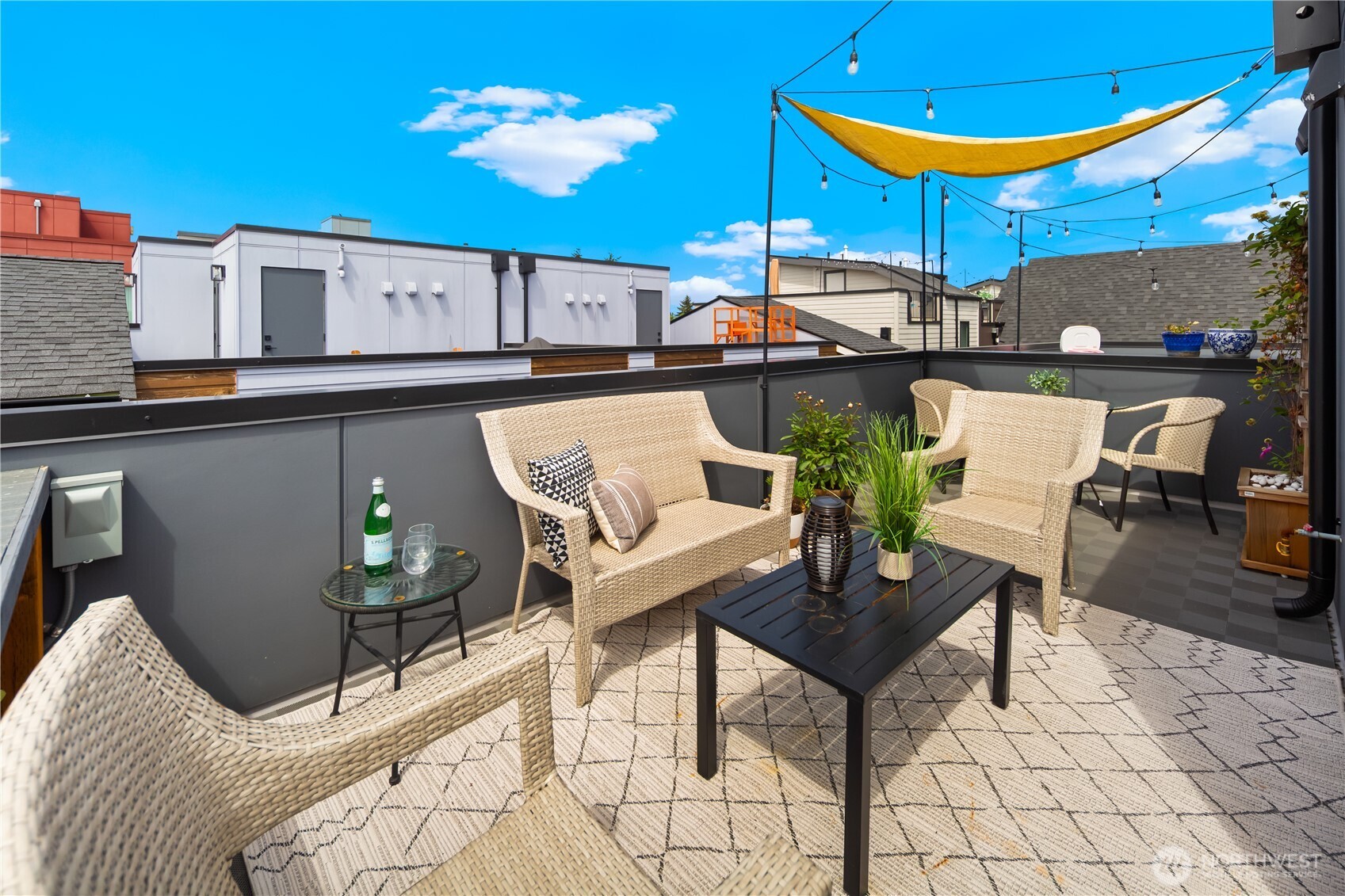 8027 Mary Avenue NW Seattle WA 98117
