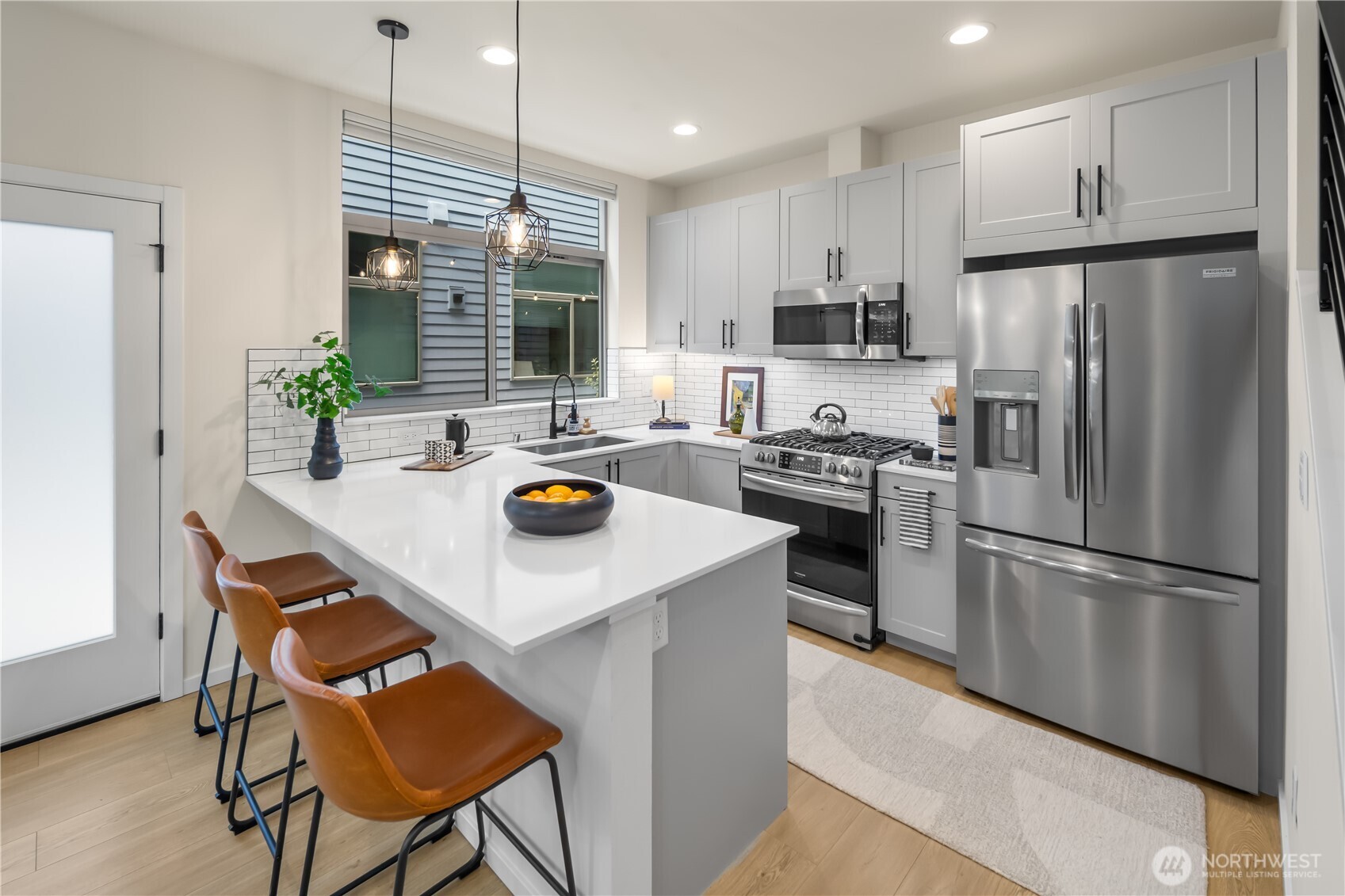 8027 Mary Avenue NW Seattle WA 98117