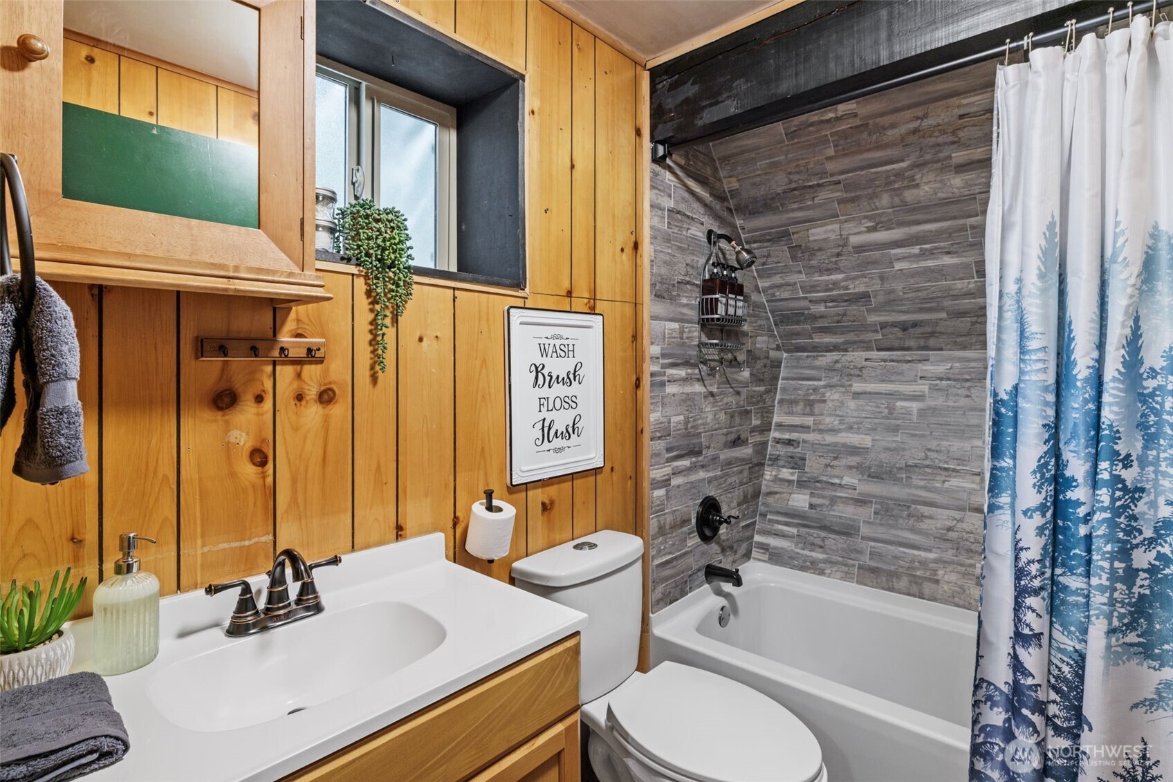12214 757th Avenue NE Skykomish WA 98288