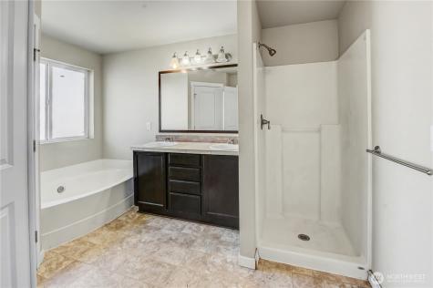 2413 165th Street E Tacoma WA 98445