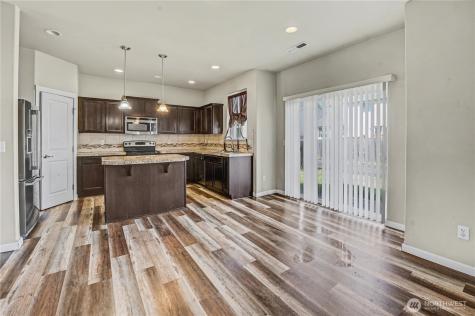 2413 165th Street E Tacoma WA 98445