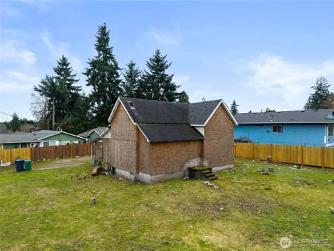 11205 12th Avenue SW Seattle WA 98146