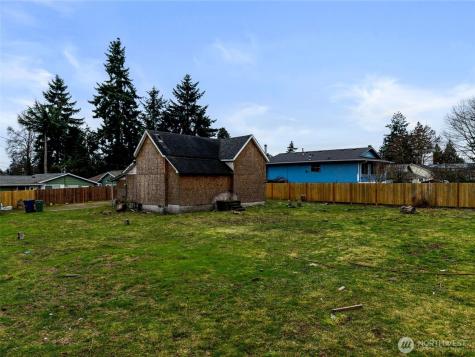 11205 12th Avenue SW Seattle WA 98146