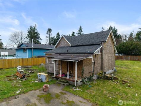 11205 12th Avenue SW Seattle WA 98146