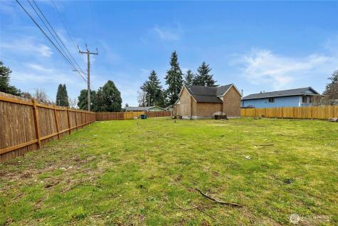 11205 12th Avenue SW Seattle WA 98146