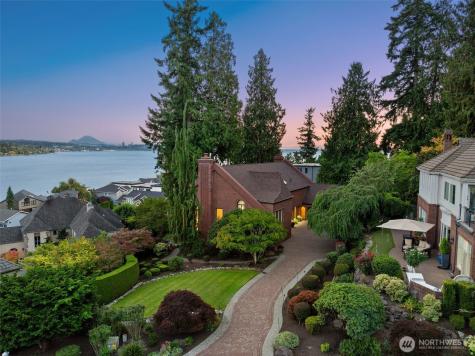 10939 84TH Kirkland WA 98034