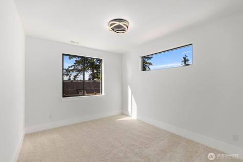 16219 Simonds Road NE Kenmore WA 98028