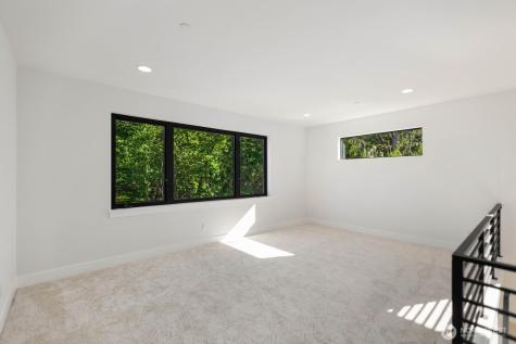 16219 Simonds Road NE Kenmore WA 98028