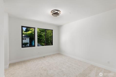16219 Simonds Road NE Kenmore WA 98028