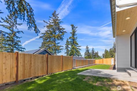 16219 Simonds Road NE Kenmore WA 98028