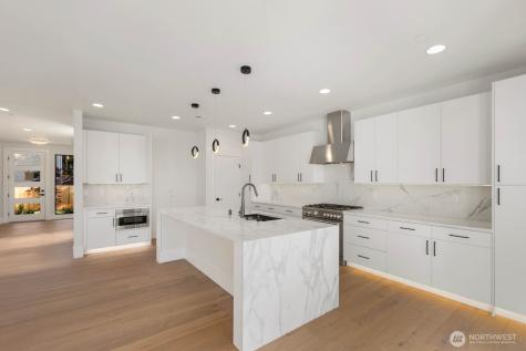 16219 Simonds Road NE Kenmore WA 98028
