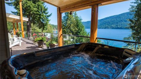 17294 North Shore Drive Leavenworth WA 98826