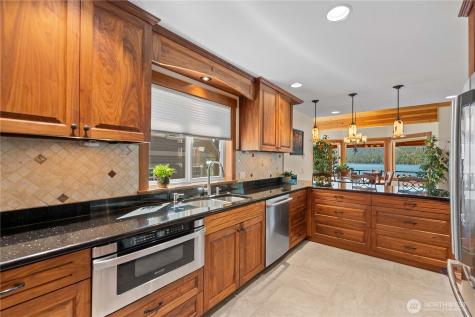 17294 North Shore Drive Leavenworth WA 98826