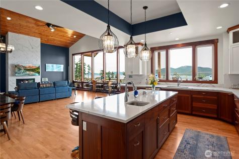 3803 W 2nd Street Anacortes WA 98221