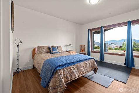 3803 W 2nd Street Anacortes WA 98221