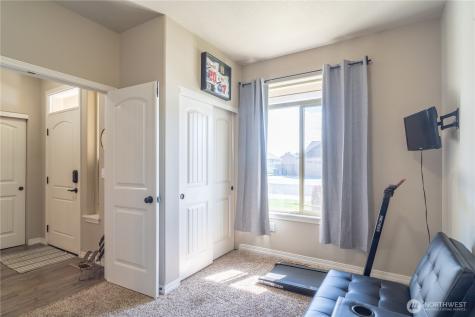 401 S Birch Street Moses Lake WA 98837