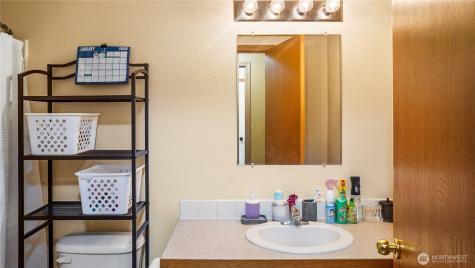 925 S 11th Avenue Othello WA 99344