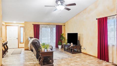 925 S 11th Avenue Othello WA 99344