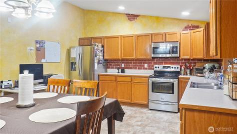 925 S 11th Avenue Othello WA 99344