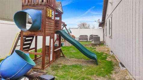 925 S 11th Avenue Othello WA 99344