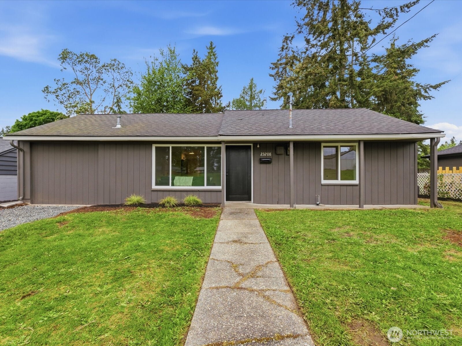 23208 54th Ave W Mountlake Terrace WA 98043