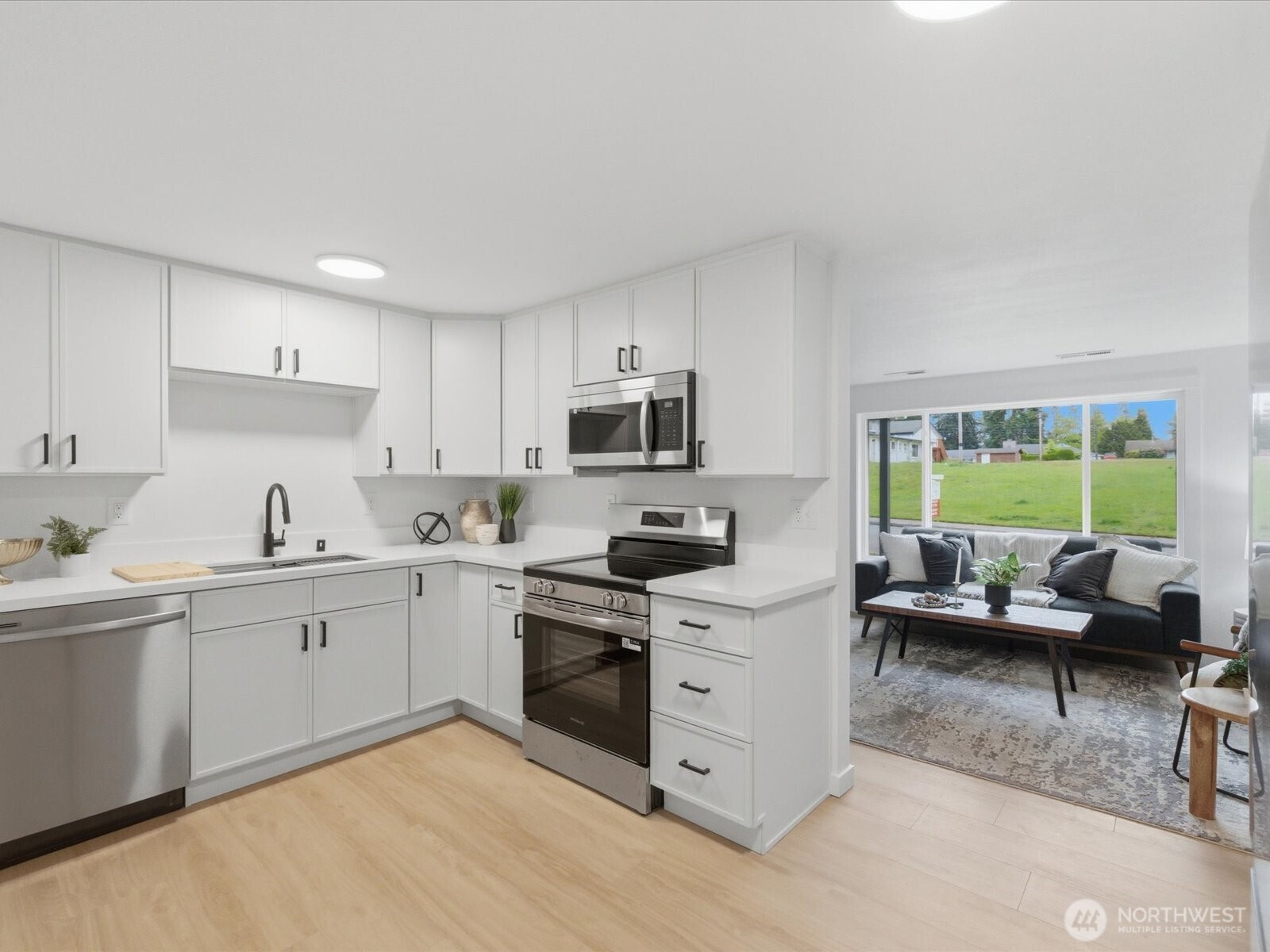 23208 54th Ave W Mountlake Terrace WA 98043