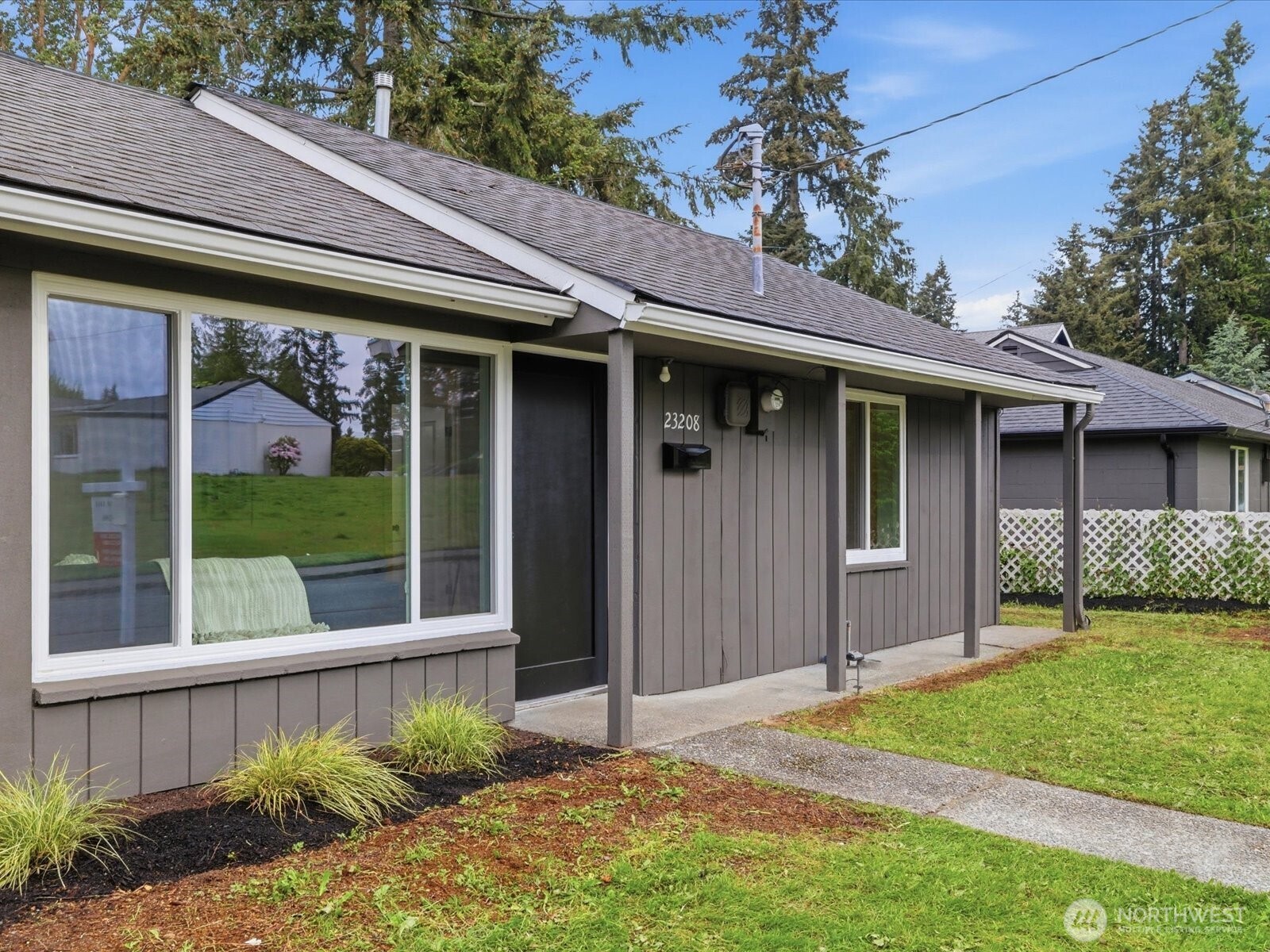 23208 54th Ave W Mountlake Terrace WA 98043