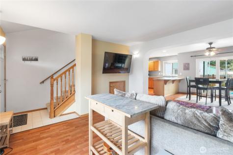 904 Garfield Street Mount Vernon WA 98273