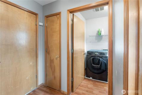 904 Garfield Street Mount Vernon WA 98273